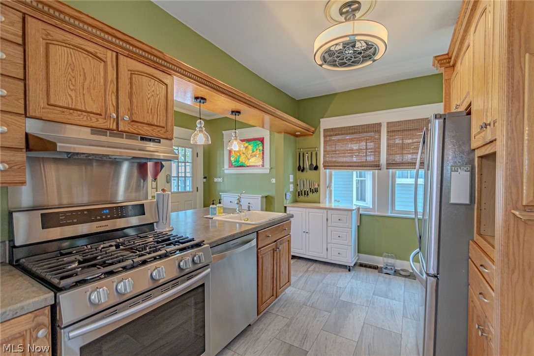 C L & L R Newells Sub - Residential