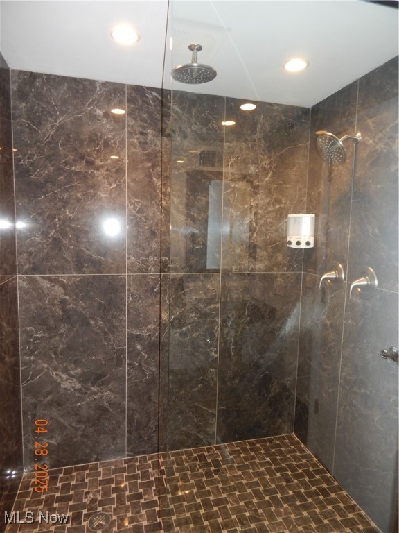 5525 Island Drive, Canton, Ohio image 33
