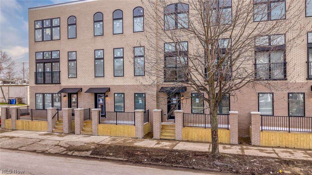 Photo of 4705 Bridge Avenue, Cleveland, OH 44102 (MLS # 5211206)