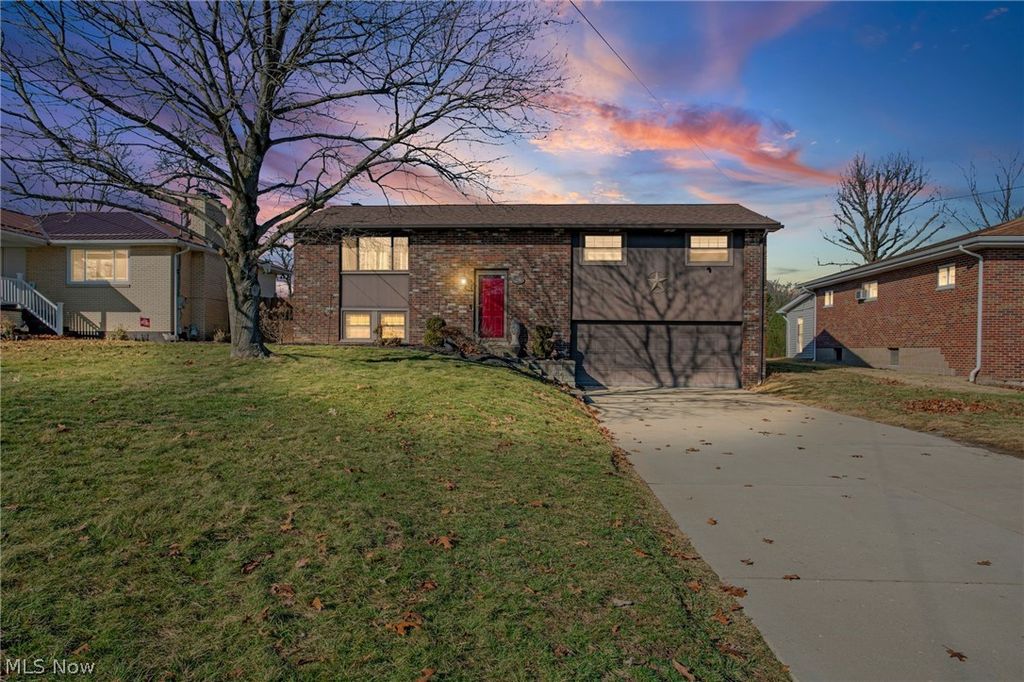 Photo of 216 Beechwood Boulevard, Wintersville, OH 43953 (MLS # 5188684)