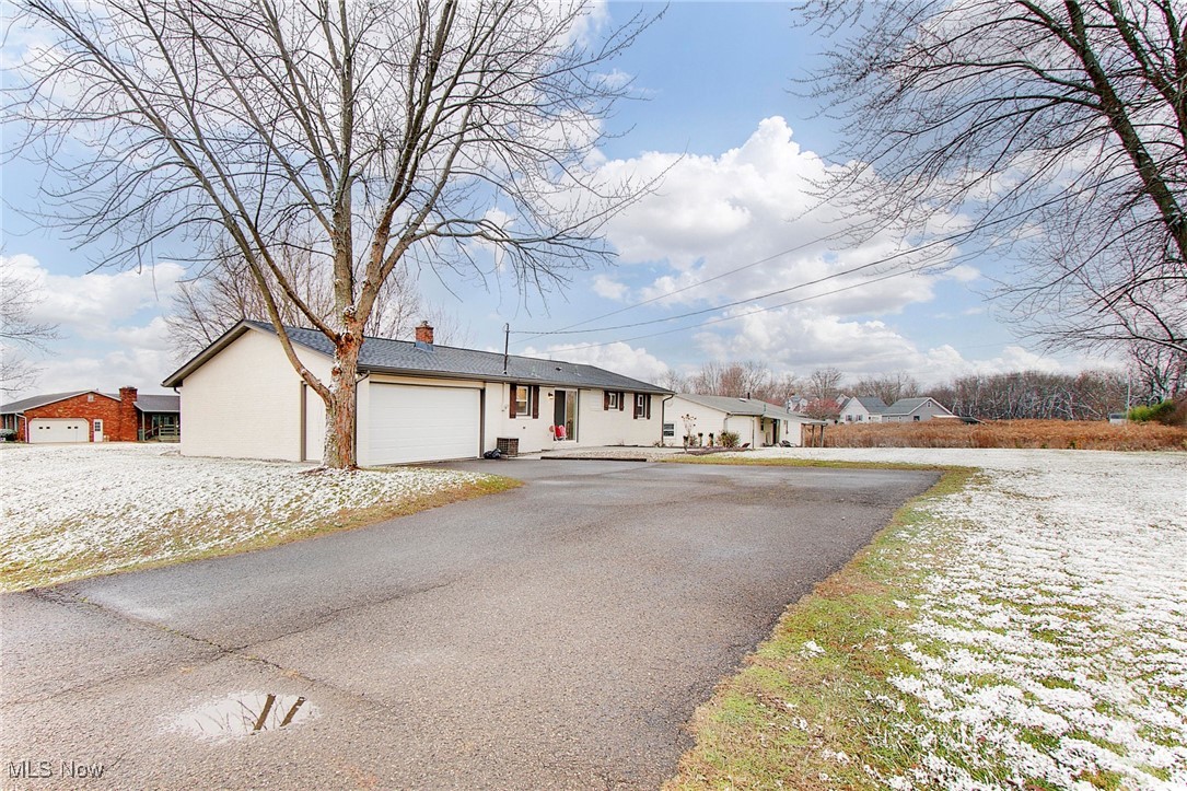 3250 Knollridge Circle, Canton, Ohio image 46