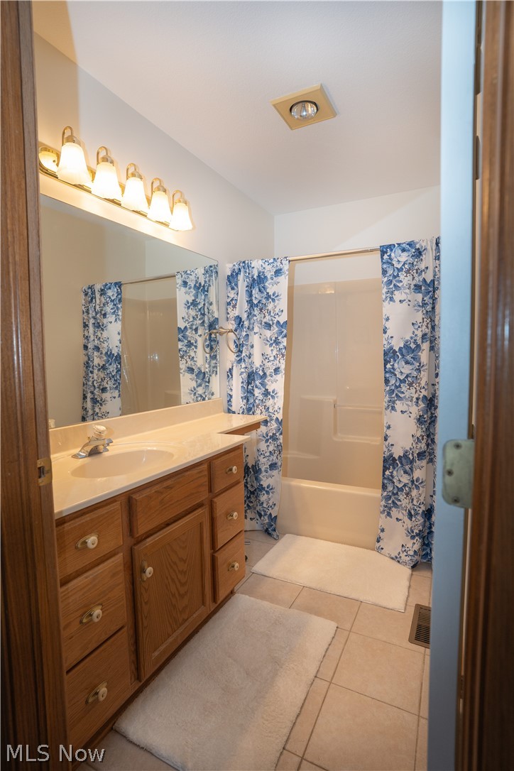 Village At Jamestown Trace Con - Residential