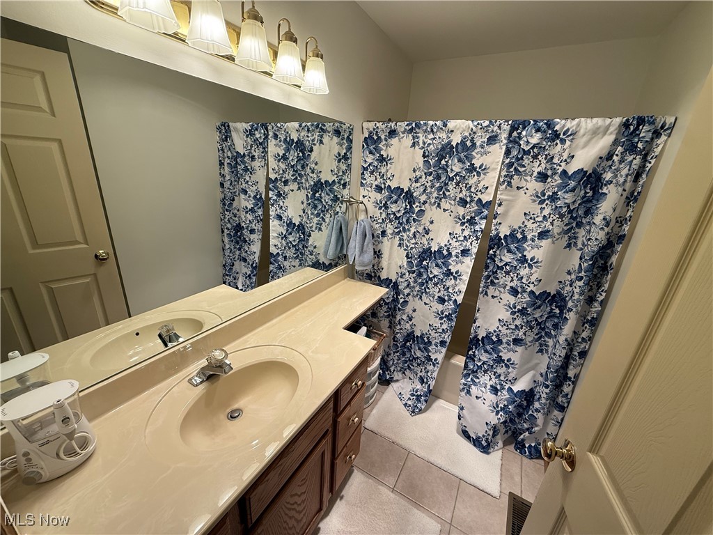 Village At Jamestown Trace Con - Residential