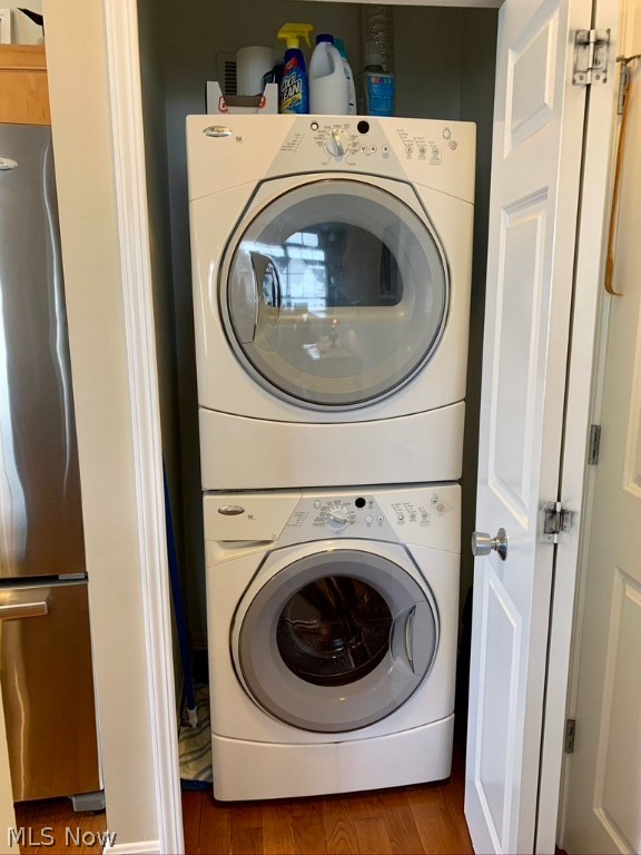 Chapman Grove Village Twnhms Sub Ph 2 - Residential