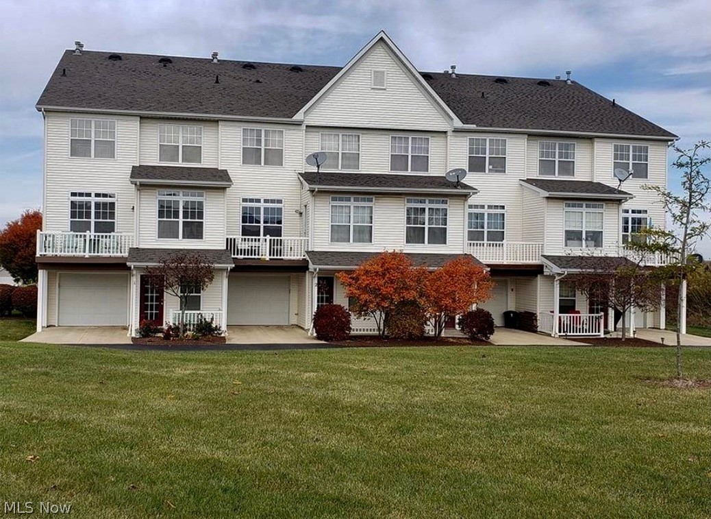 Chapman Grove Village Twnhms Sub Ph 2 - Residential