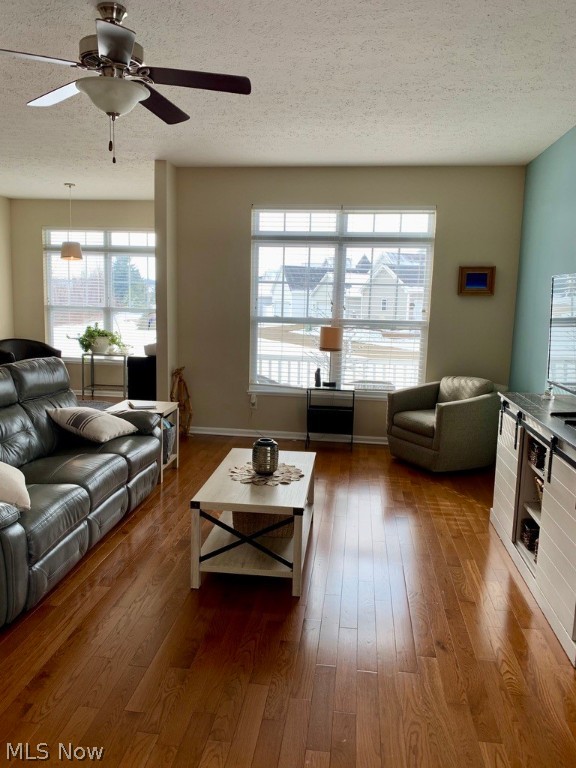 Chapman Grove Village Twnhms Sub Ph 2 - Residential