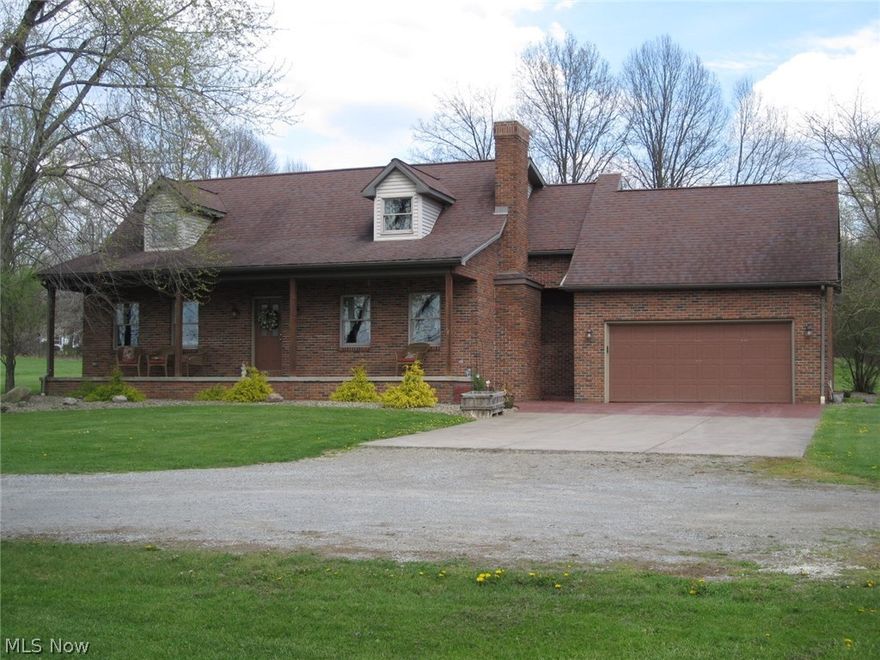 Beautiful 4 bedroom 3 full bath 2-story brick home. Vienna address, Brookfield schools. This quality built brick home sits on 2 acres and has a 2-car attached garage and a 2-car detached garage. It features a beautiful family room with stone fireplace, spacious eat-in kitchen with plenty of cabinets, Jenn-Aire stove, formal living room, first floor laundry. The master bedroom includes walk-in closet and full bath with large walk-in shower. Full basement has walk out entrance and new water conditioning system. Buyer responsible for any septic test, upgrades or replacement per TCHD. Seller requests 24 hour showing notice.