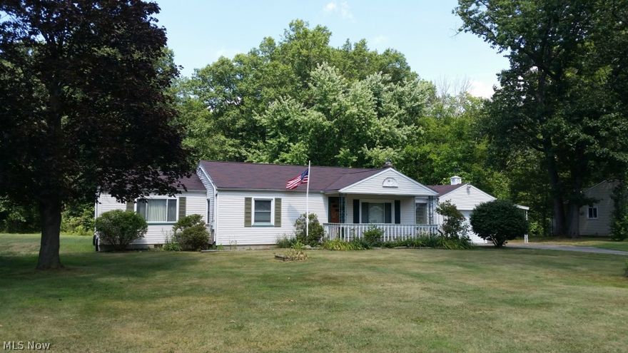 3 bdr 2 bath ranch home in a country like setting and close to shopping, dining and highway access. 1/2 acre lot, large master bedroom with walk in closet. Newer roof, vinyl siding and windows. Central air and 1 car attached garage with carport.