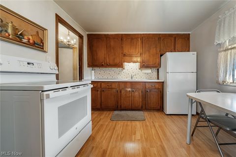 Tiny photo for 8927 Torrance Avenue, Brooklyn, OH 44144 (MLS # 5189994)