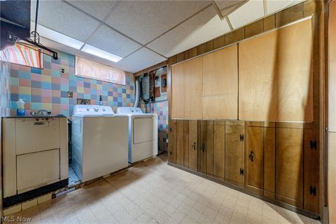 Tiny photo for 8927 Torrance Avenue, Brooklyn, OH 44144 (MLS # 5189994)