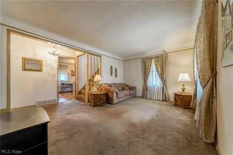 Tiny photo for 8927 Torrance Avenue, Brooklyn, OH 44144 (MLS # 5189994)