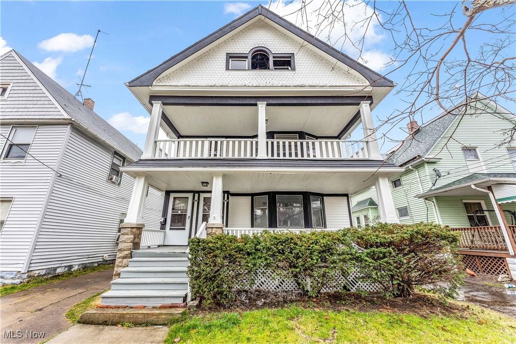 Photo of 3209 W 92nd Street, Cleveland, OH 44102 (MLS # 5175107)