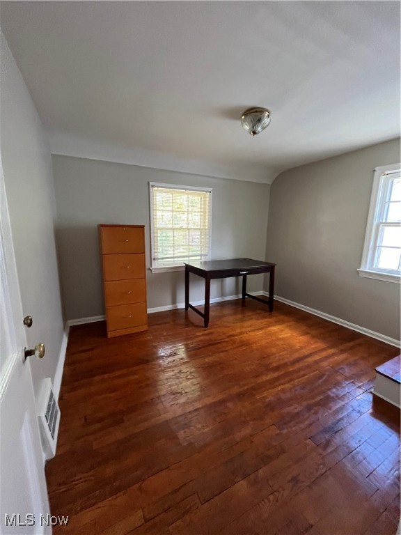 17008 Throckley Avenue, Cleveland, Ohio image 15