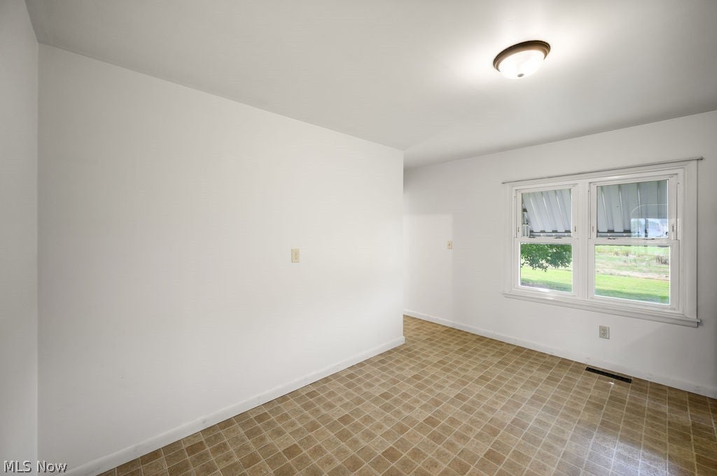 42 Holdren Road