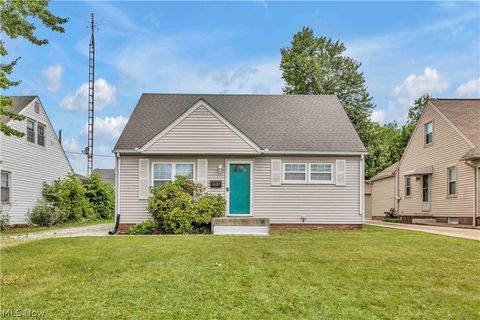 Homes For Sale - 1627 33rd Street<br/> Canton, OH 44714