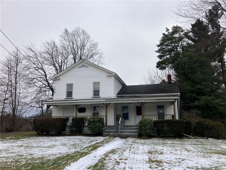 Excellent business opportunity! Conveniently located near schools and shopping, this four-unit complex boasts a strong rental history with two units on the lower level and two units upstairs. The main bottom unit, which has its own separate entrance, offers great potential for a small business or office space, while the remaining three units provide generous, well-proportioned living space. A four-car garage is conveniently located on the property for ample parking and storage. The building is serviced by all city utilities, and each unit is equipped with its own electric meter. Don't miss out on this prime investment prospect!