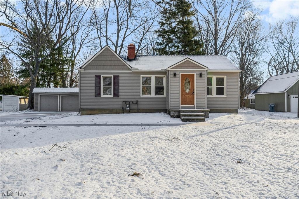 Photo of 3639 Hillward Drive, Willoughby, OH 44094 (MLS # 5179892)