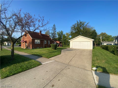 Tiny photo for 14323 Harvard Avenue, Cleveland, OH 44128 (MLS # 5239987)