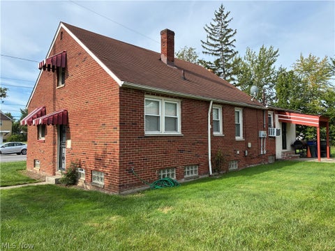 Tiny photo for 14323 Harvard Avenue, Cleveland, OH 44128 (MLS # 5239987)