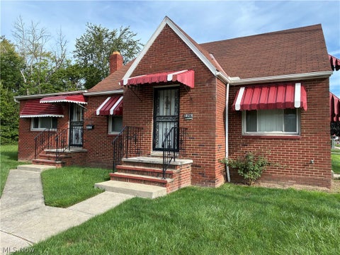Photo of 14323 Harvard Avenue, Cleveland, OH 44128 (MLS # 5239987)