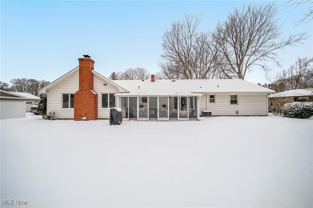 7497 Hollycroft Lane, Mentor, Ohio image 33