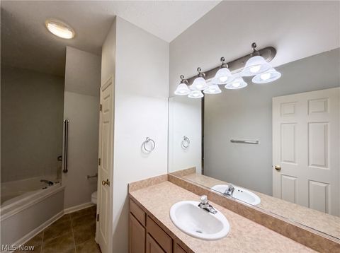 Tiny photo for 8757 Roberts Court, Olmsted Falls, OH 44138 (MLS # 5202947)