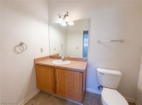 Tiny photo for 8757 Roberts Court, Olmsted Falls, OH 44138 (MLS # 5202947)