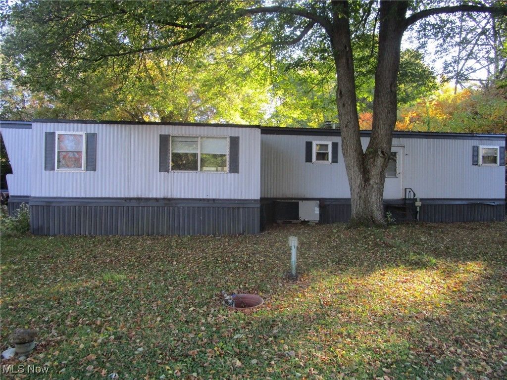 Photo of 1626 E 51st Street, Ashtabula, OH 44004 (MLS # 5167803)