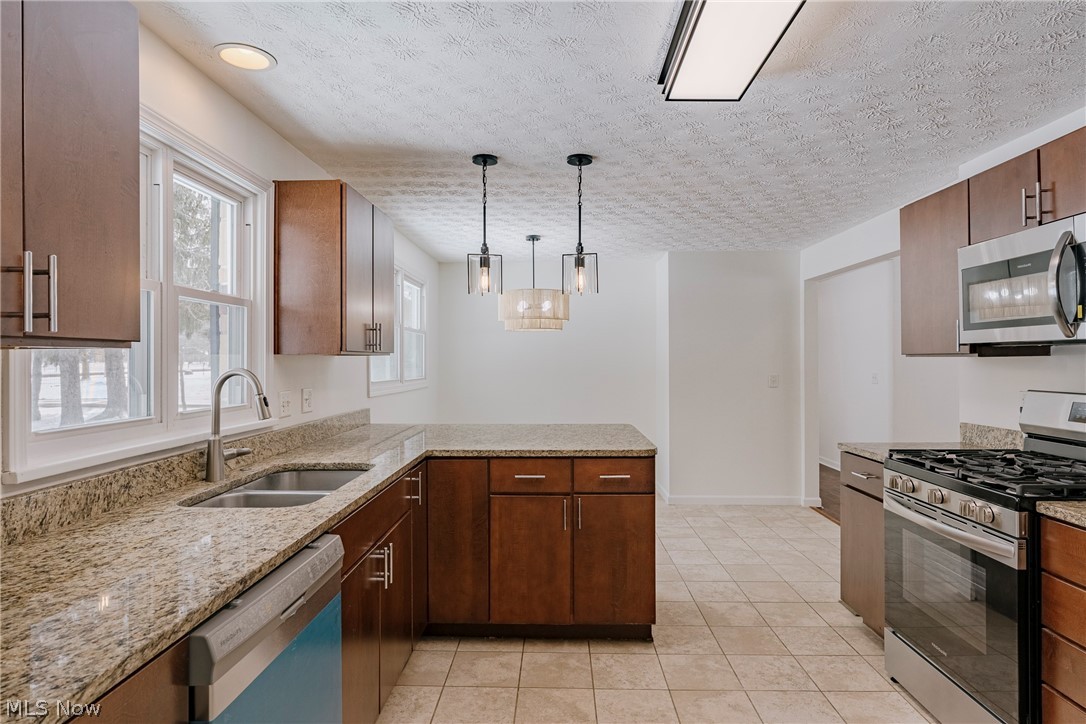 Orange 04 - Residential