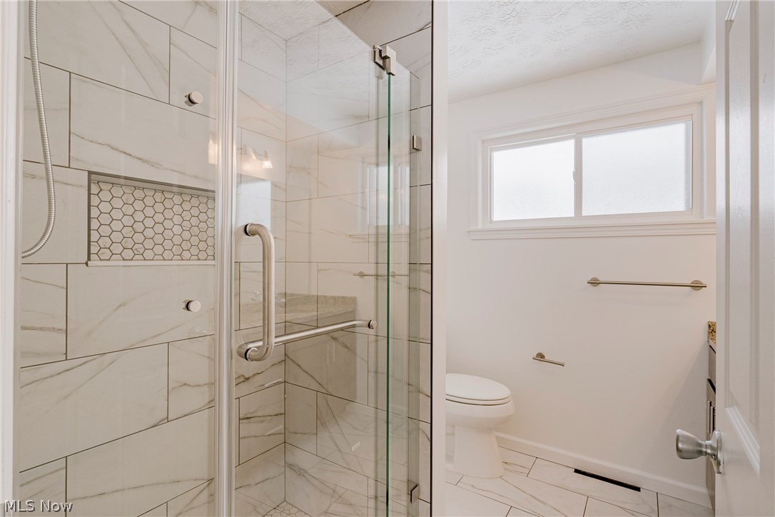 Orange 04 - Residential