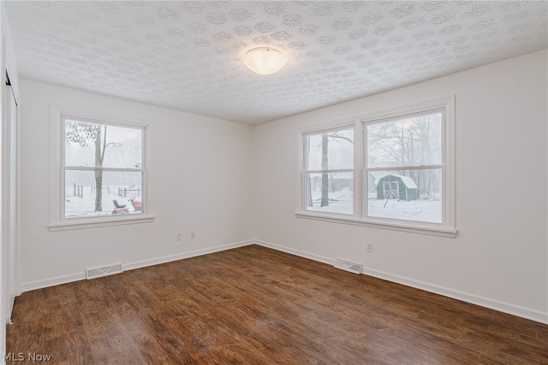 Orange 04 - Residential