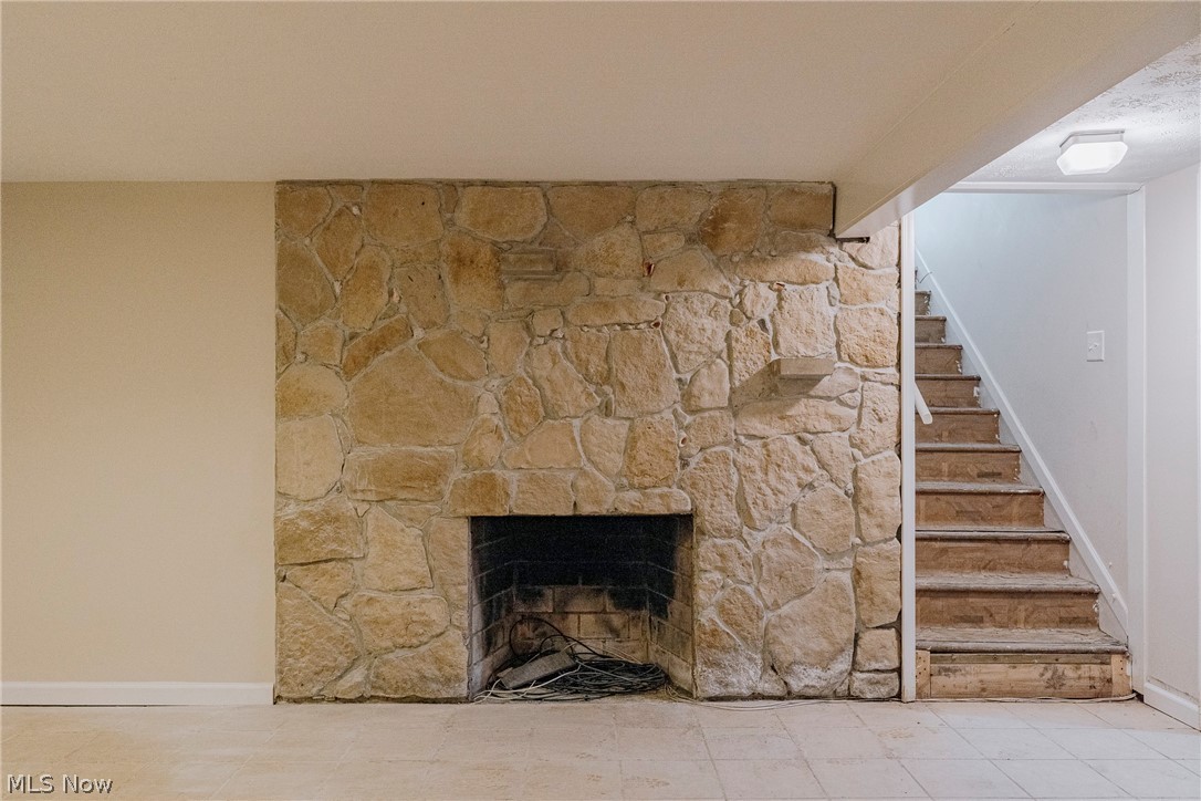 Orange 04 - Residential