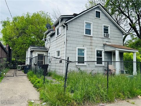 5202 Track Avenue Cleveland OH 44127
