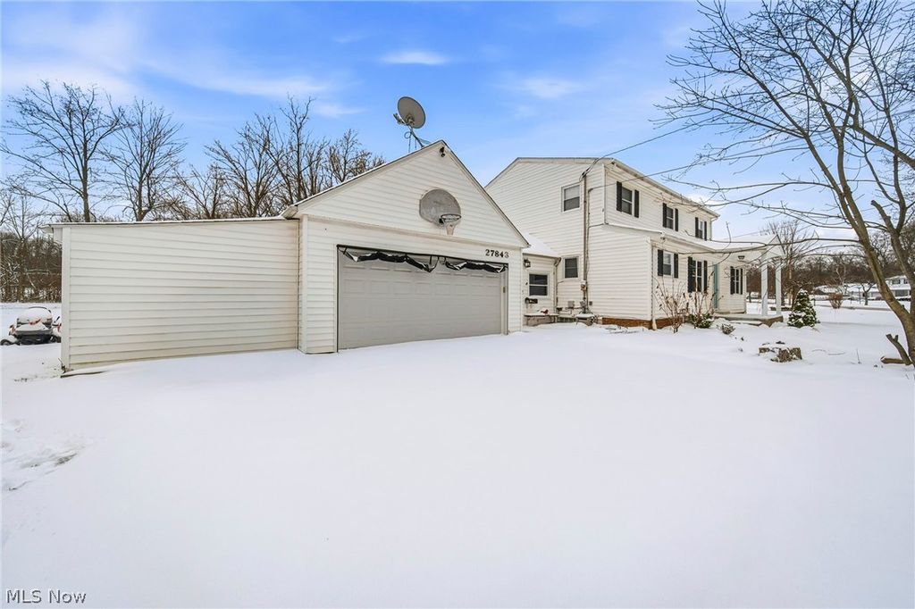 Photo of 27843 Southern Avenue, North Olmsted, OH 44070 (MLS # 5188491)