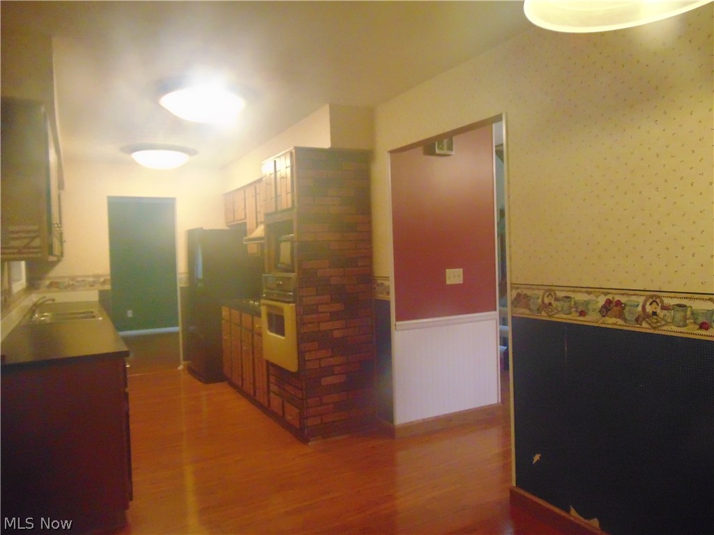 Hallworth Manor Estates 01 - Residential