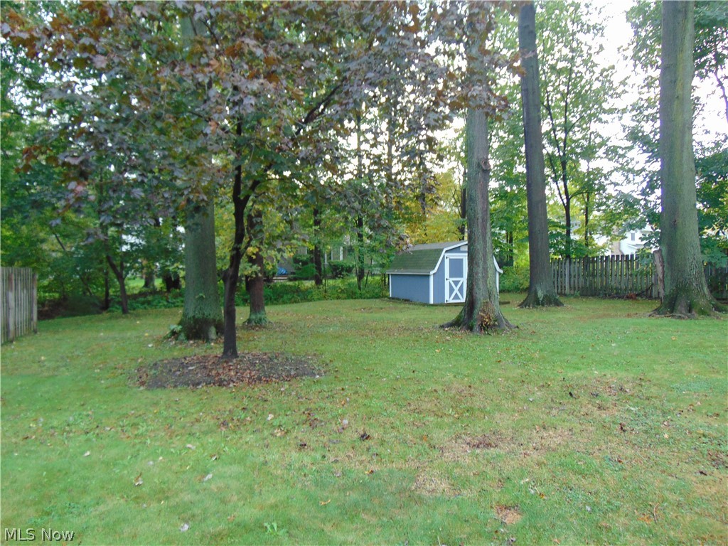 Hallworth Manor Estates 01 - Residential