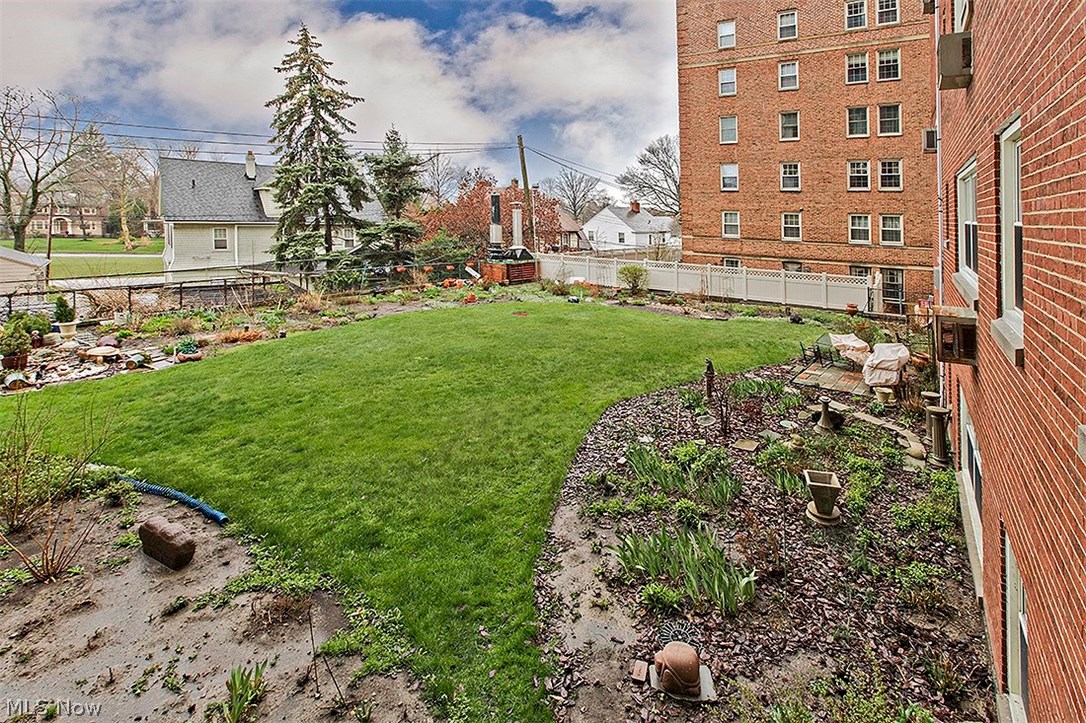 Shaker Towers Condo - Residential