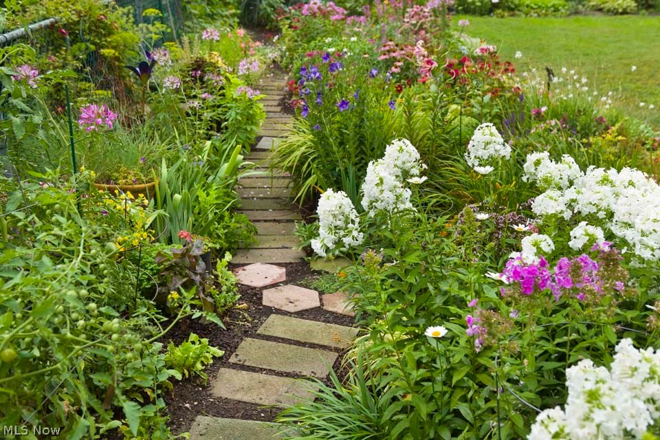 Shaker Towers Condo - Residential