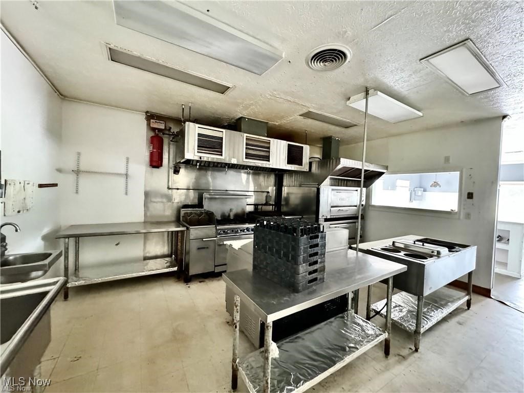 Lordstown Village - Commercial Sale