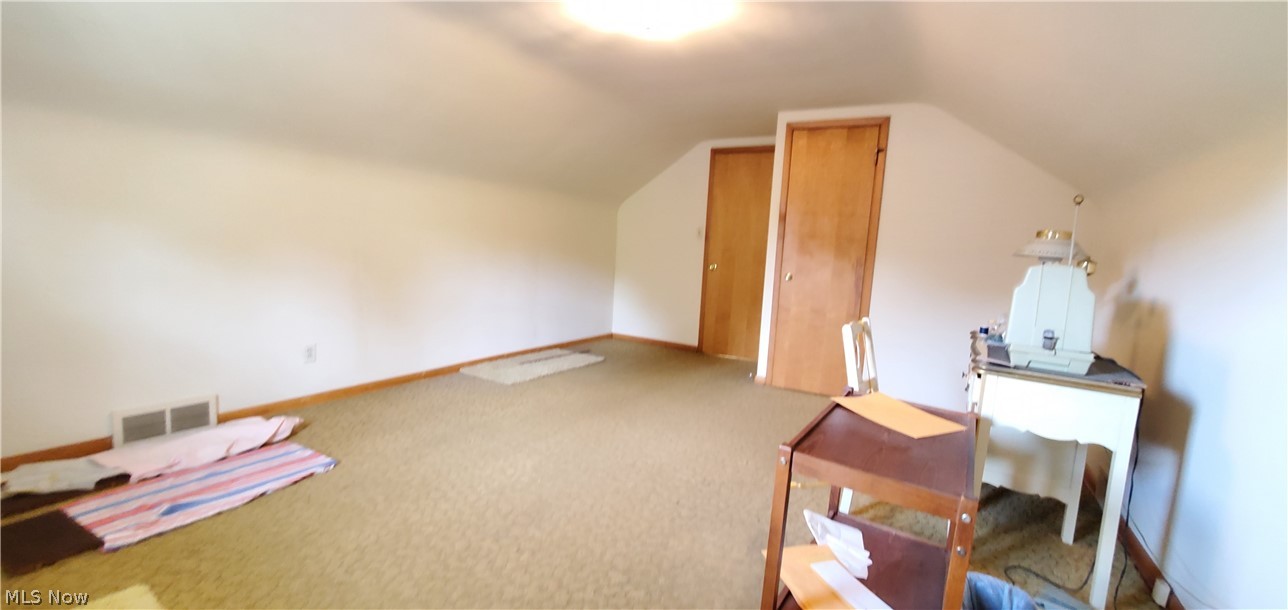 Chardon Estates 03/Frank Berzins - Residential