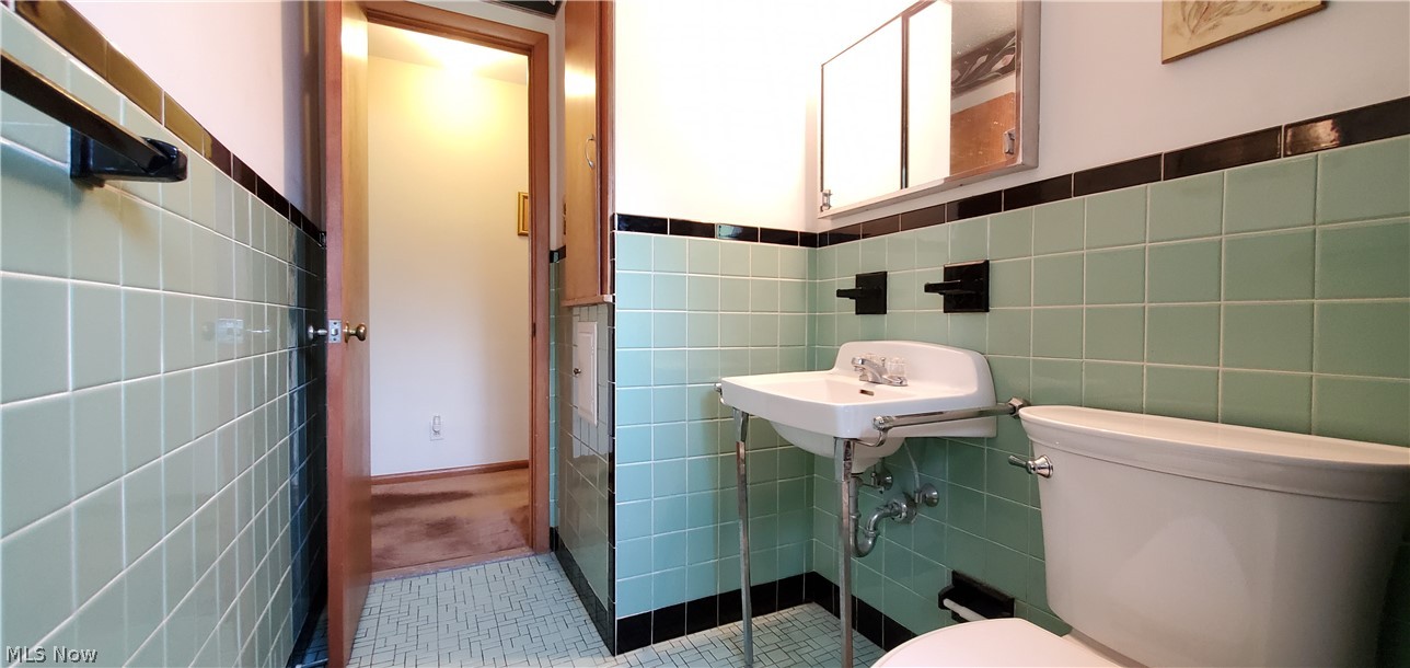 Chardon Estates 03/Frank Berzins - Residential