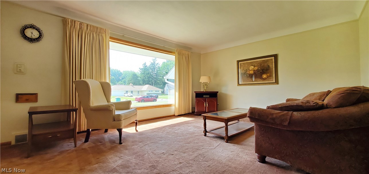 Chardon Estates 03/Frank Berzins - Residential