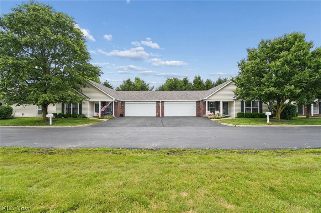 Photo of 6138 Murphys Pond Road, Canal Winchester, OH 43110 (MLS # 5213515)