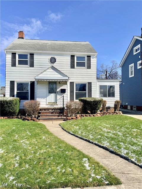 6702 Ackley Road Parma OH 44129