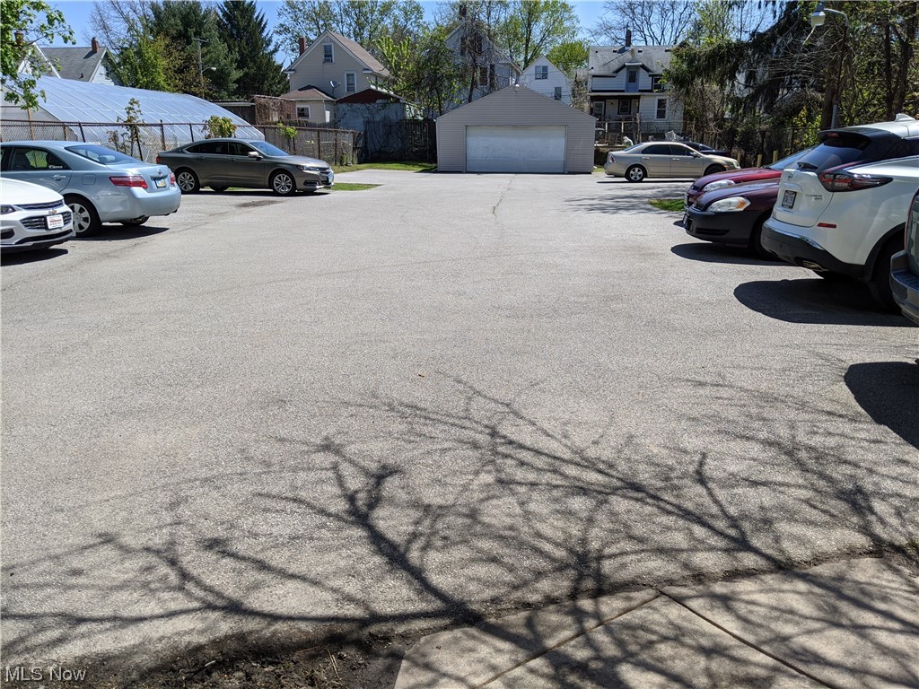 Tract 6 City/Akron - Residential Lease