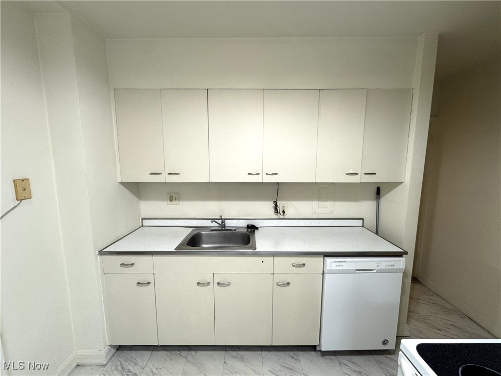 The Berkshire Condos - Residential Lease