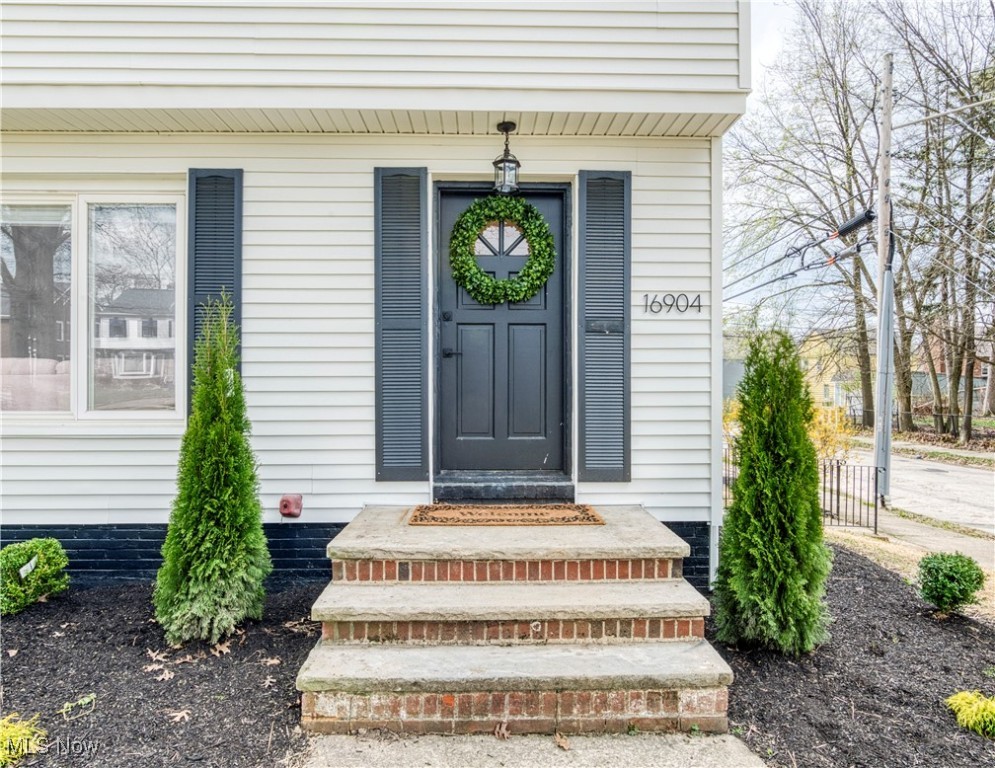 16904 Invermere Avenue