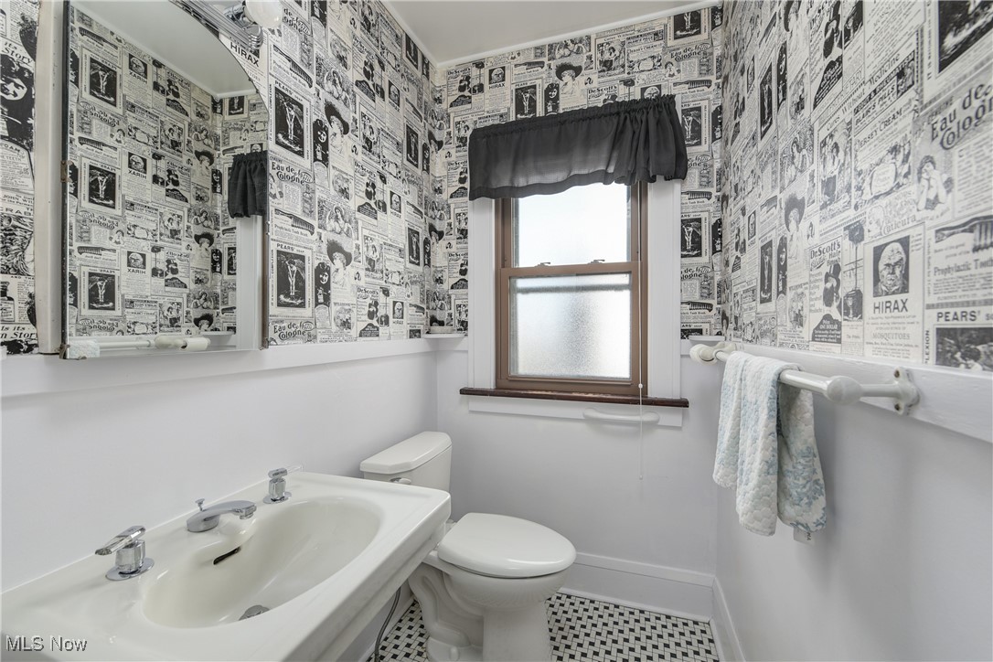 4140 W 160th Street, Cleveland, Ohio image 12