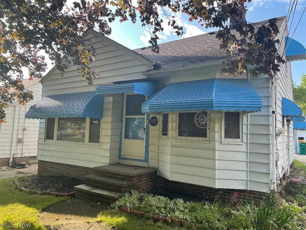 A comfortable 4-bedroom bungalow on a tree-lined street in a nice Maple neighborhood. Two bedrooms and full bath on first floor. Nice wood floors. Basement partly finished with rec room. One-car garage and nice yard.
