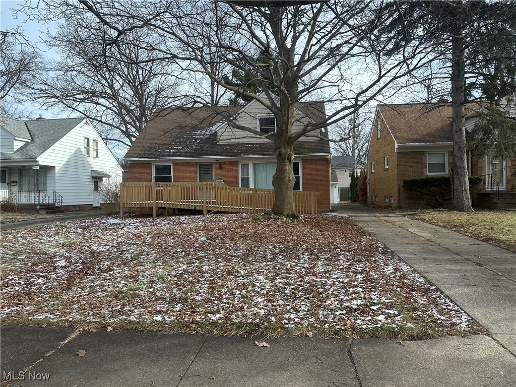 24421 Effingham Boulevard, Euclid, Ohio image 1